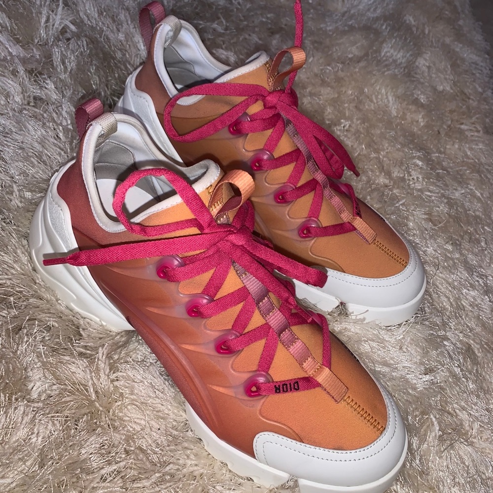 DIOR D-Connect Sneakers